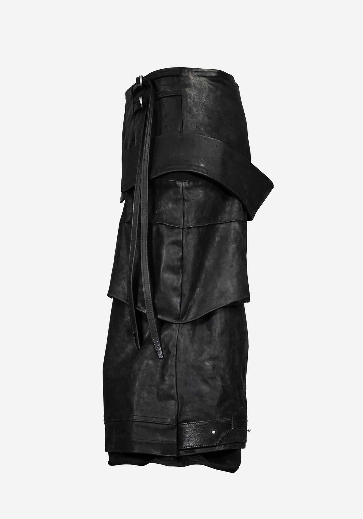“GALLAN” LAYERED CURSAR BONDAGE NUBUK FENCING MOTOCARGO SHORTS