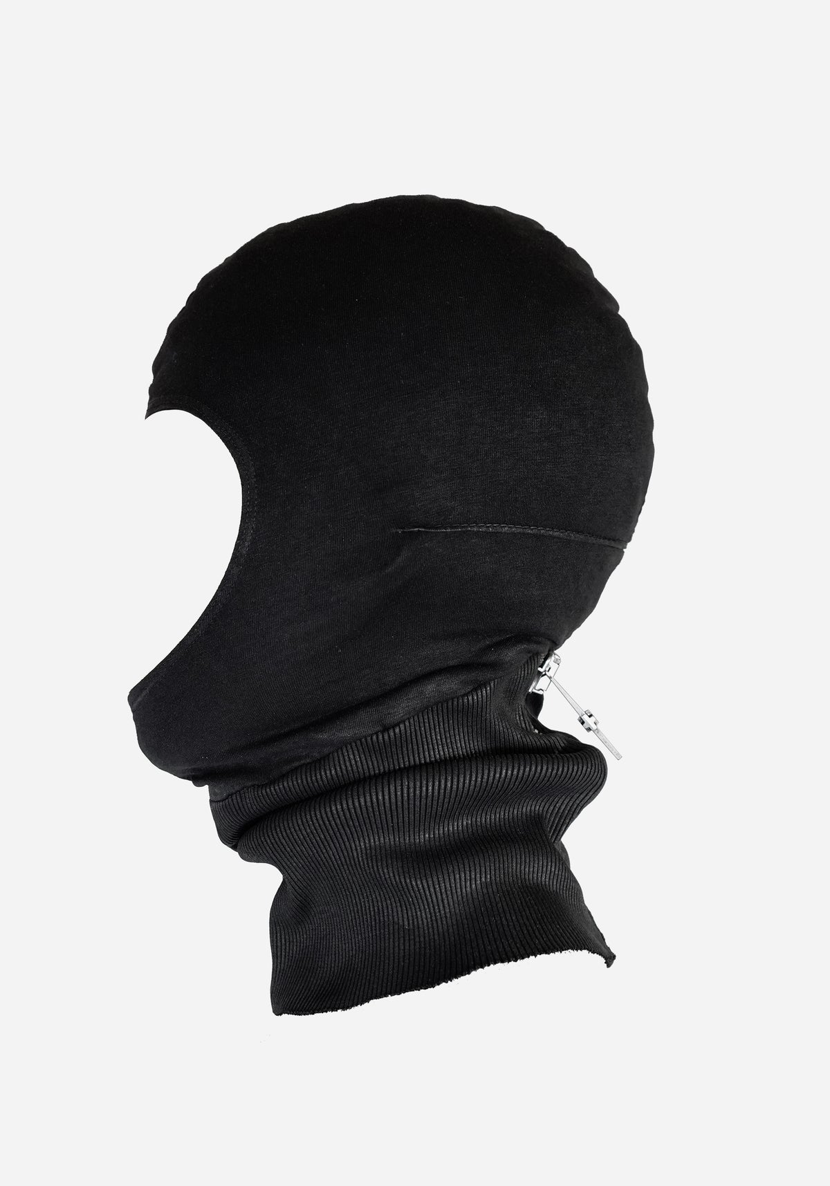 “PLUNGETHO” BACKZIP FLACCID MASK