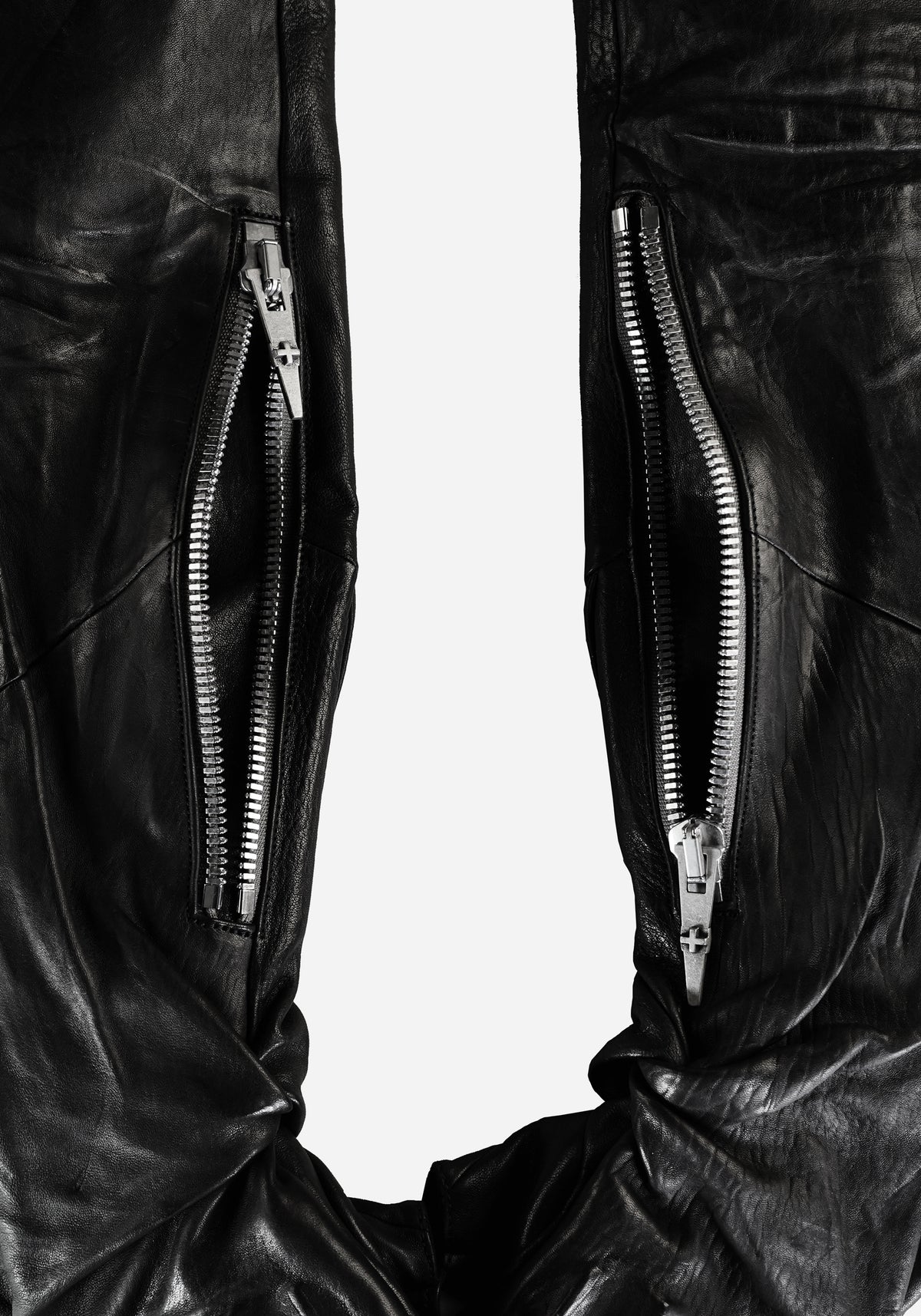 “EXAGOTO” MORPHED CHESTUS PROSTHETIC EXTENDED KNOT LEATHER ZIPPER CARGO GLOVES