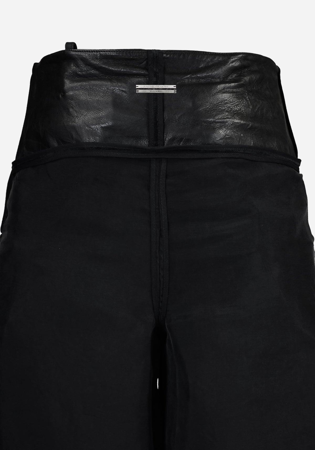 “RAMMERTECK” LAYERED DEFENDER OPEN-WORK CARGO LEATHER SHORTS