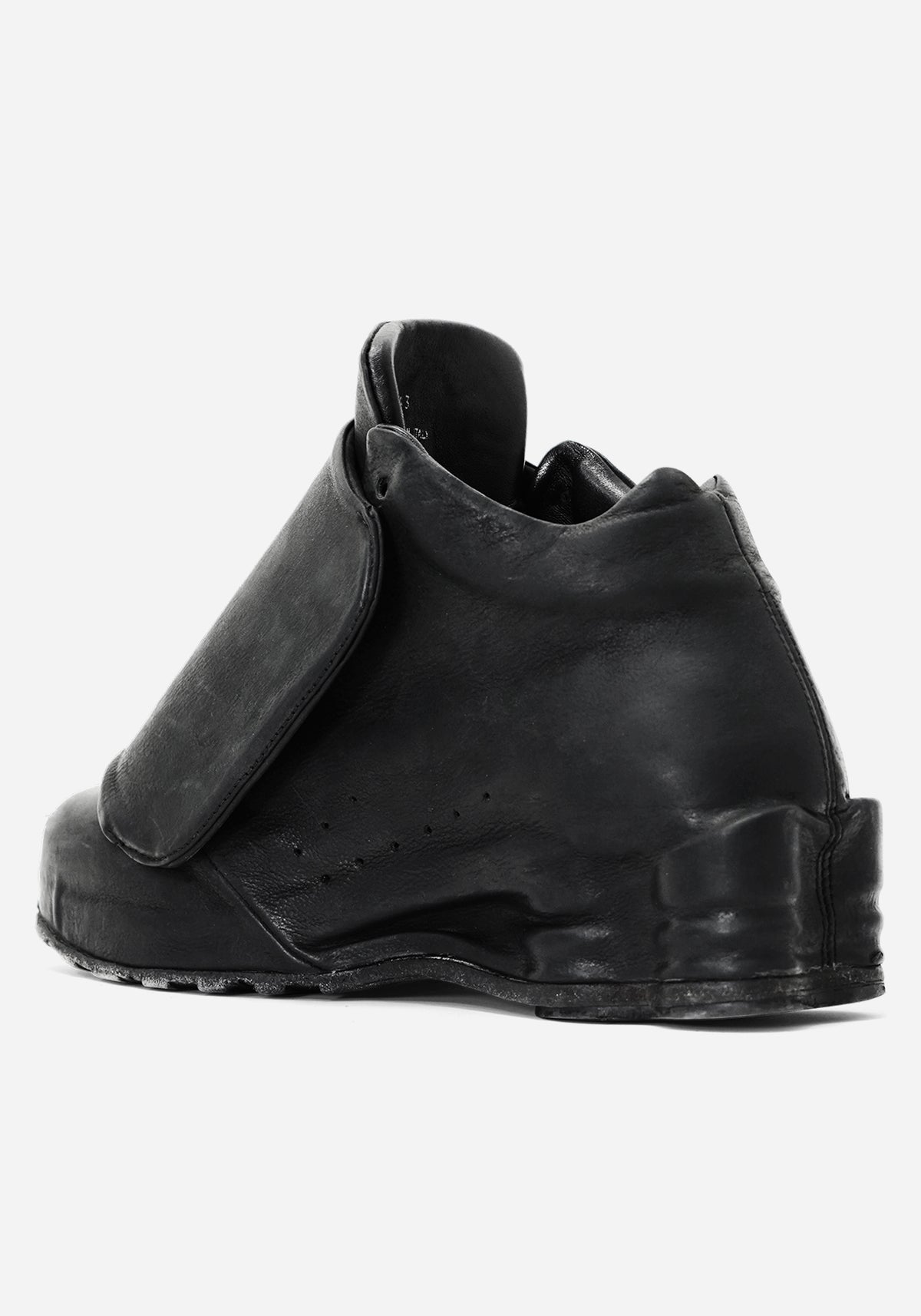 "TARGA" MORPHED SHELL MAGNETIC SHIELDED LEATHER SNEAKER LOW