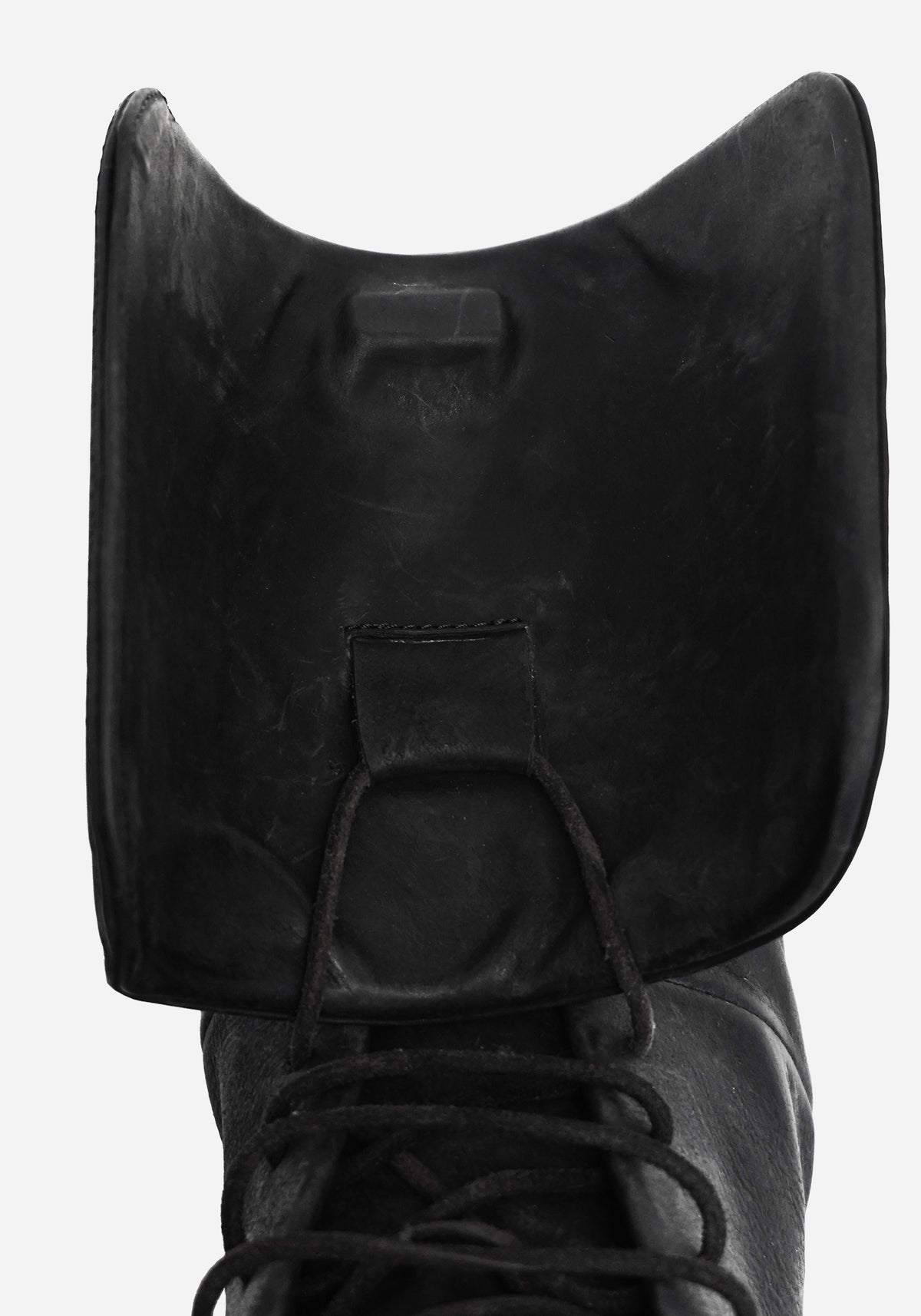 "TARGA" MORPHED SHELL MAGNETIC SHIELDED LEATHER SNEAKER LOW
