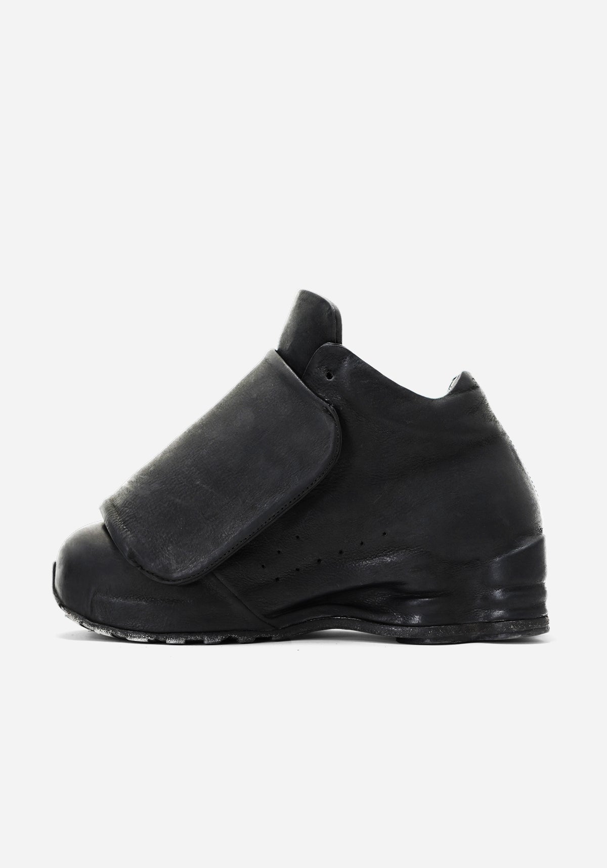 "TARGA" MORPHED SHELL MAGNETIC SHIELDED LEATHER SNEAKER LOW