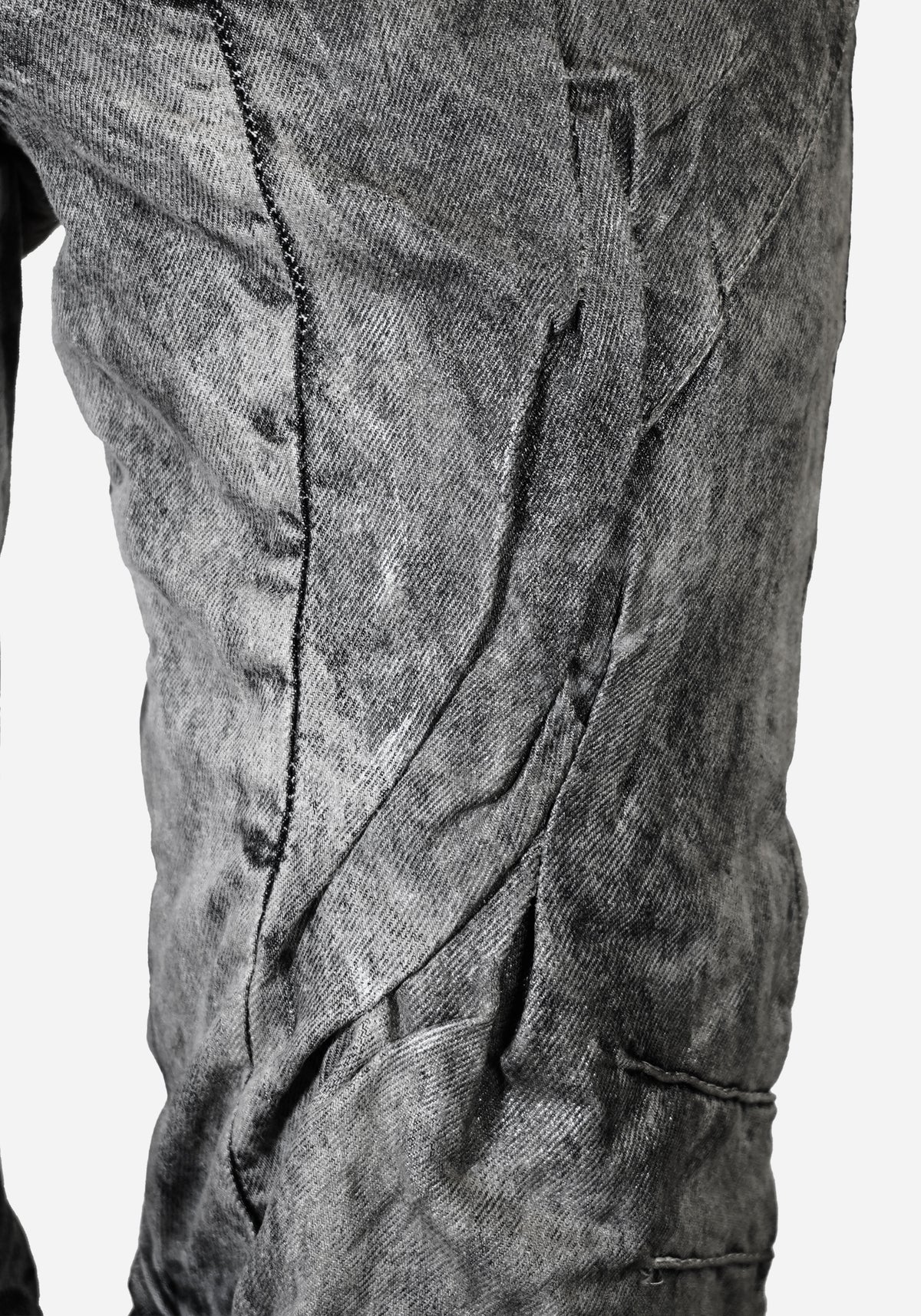 “KNOTTERSTAR” INSERTED KNOT HYDRAULIC PRESSED FLARED DENIM